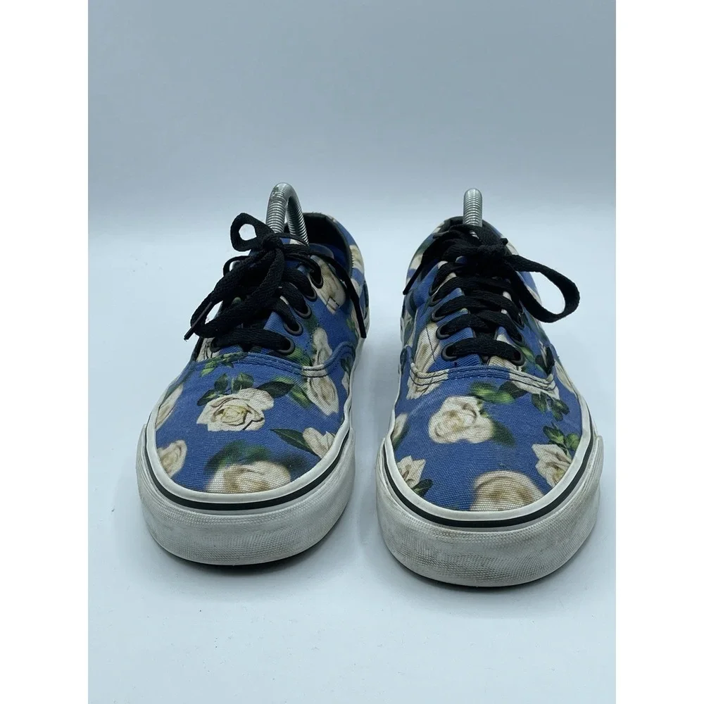 Vans era romantic
